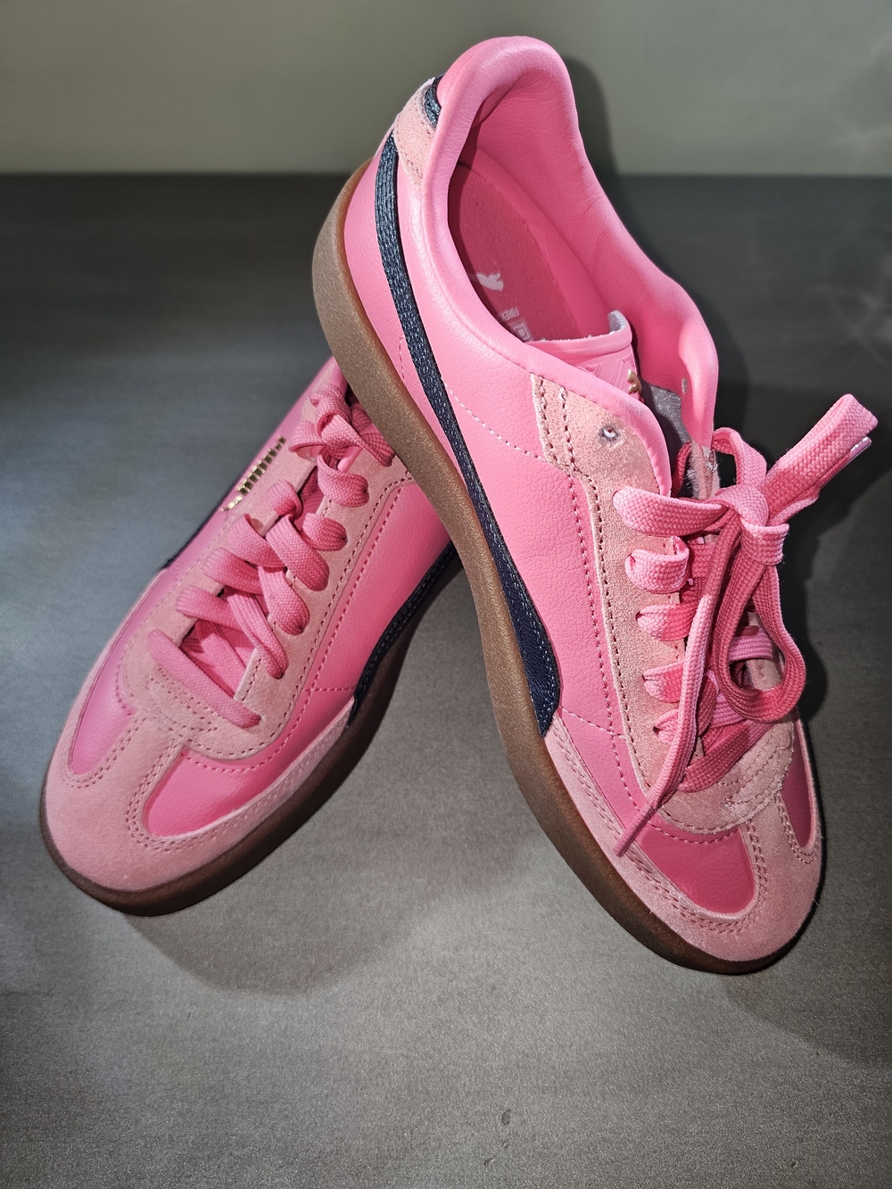 PUMA Club II Era Sneaker Size 7